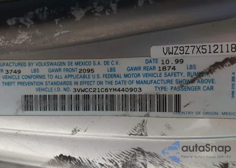 2000 Volkswagen New Beetle Gls из США, поврежденный, VIN 3VWCC21C6YM440903